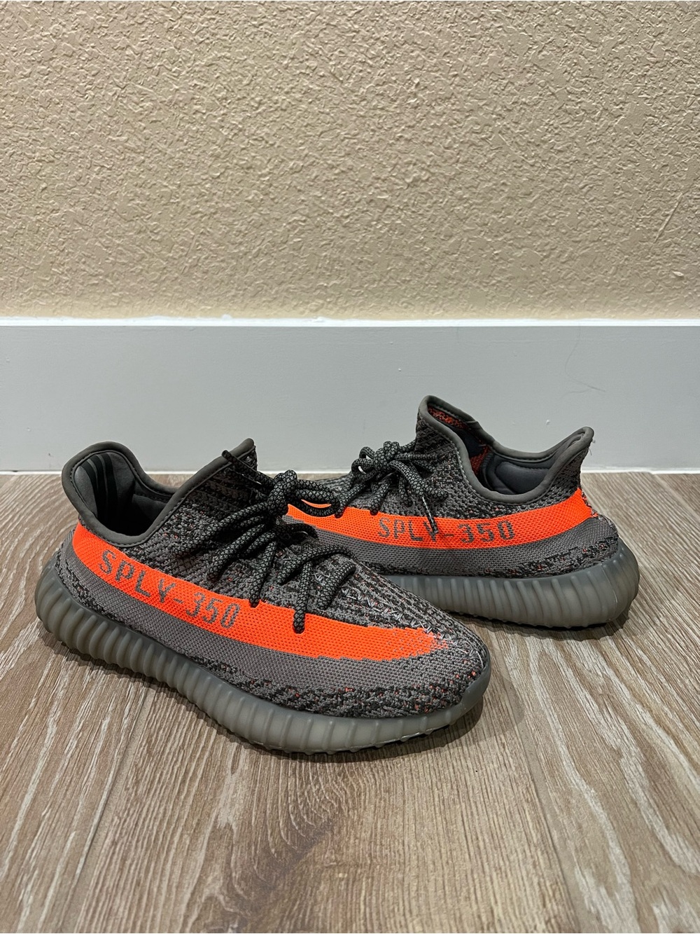 Yeezy Boost 350 V2 Beluga (authentic)